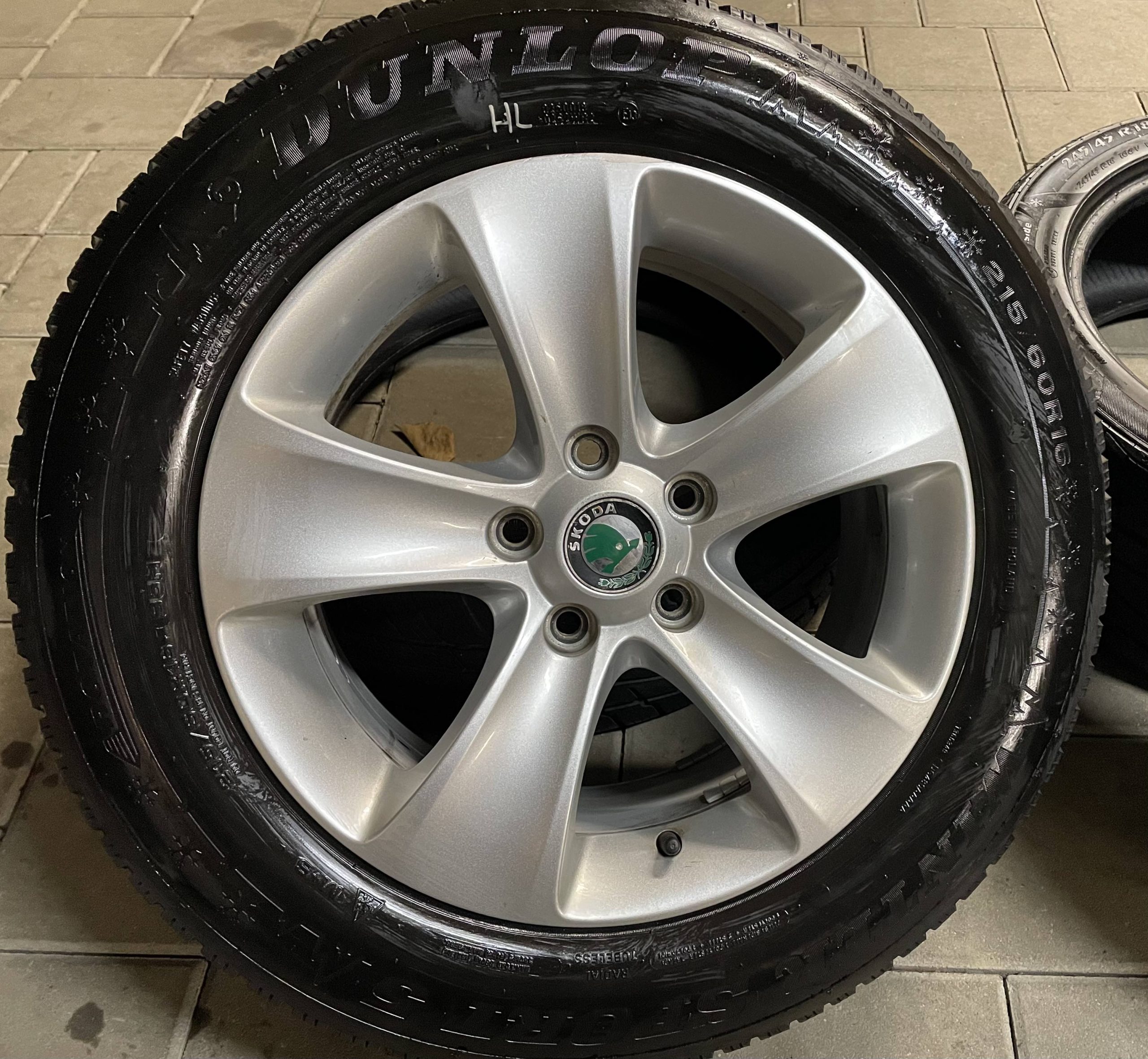 Orig.skoda Alu Disky zimné  5×112 ET45 215 60 16  Audi  VW