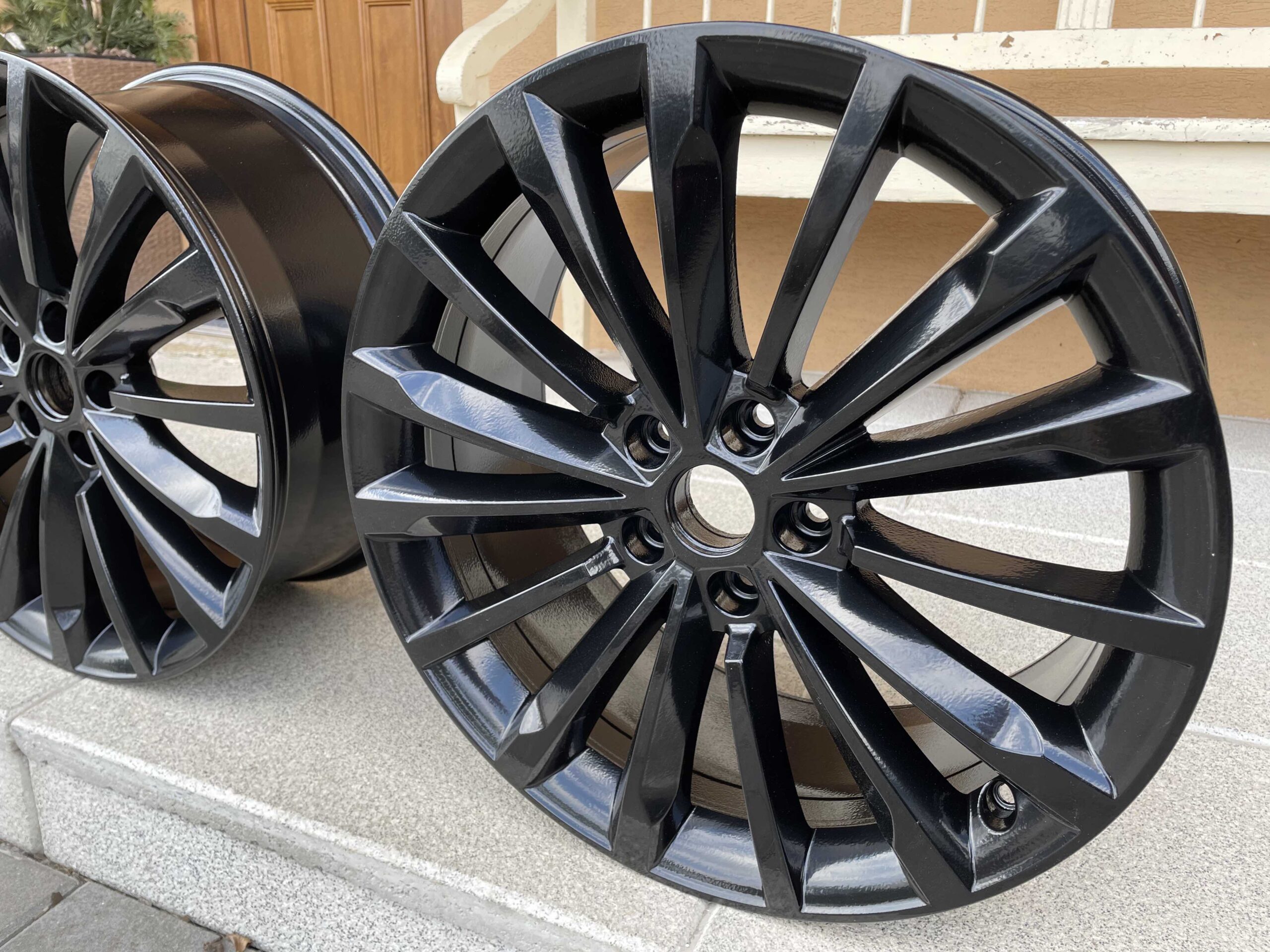 Phoenix Trinity..SCHWARZ orig.skoda Superb3V 5×112  8jx19ET 44 VW