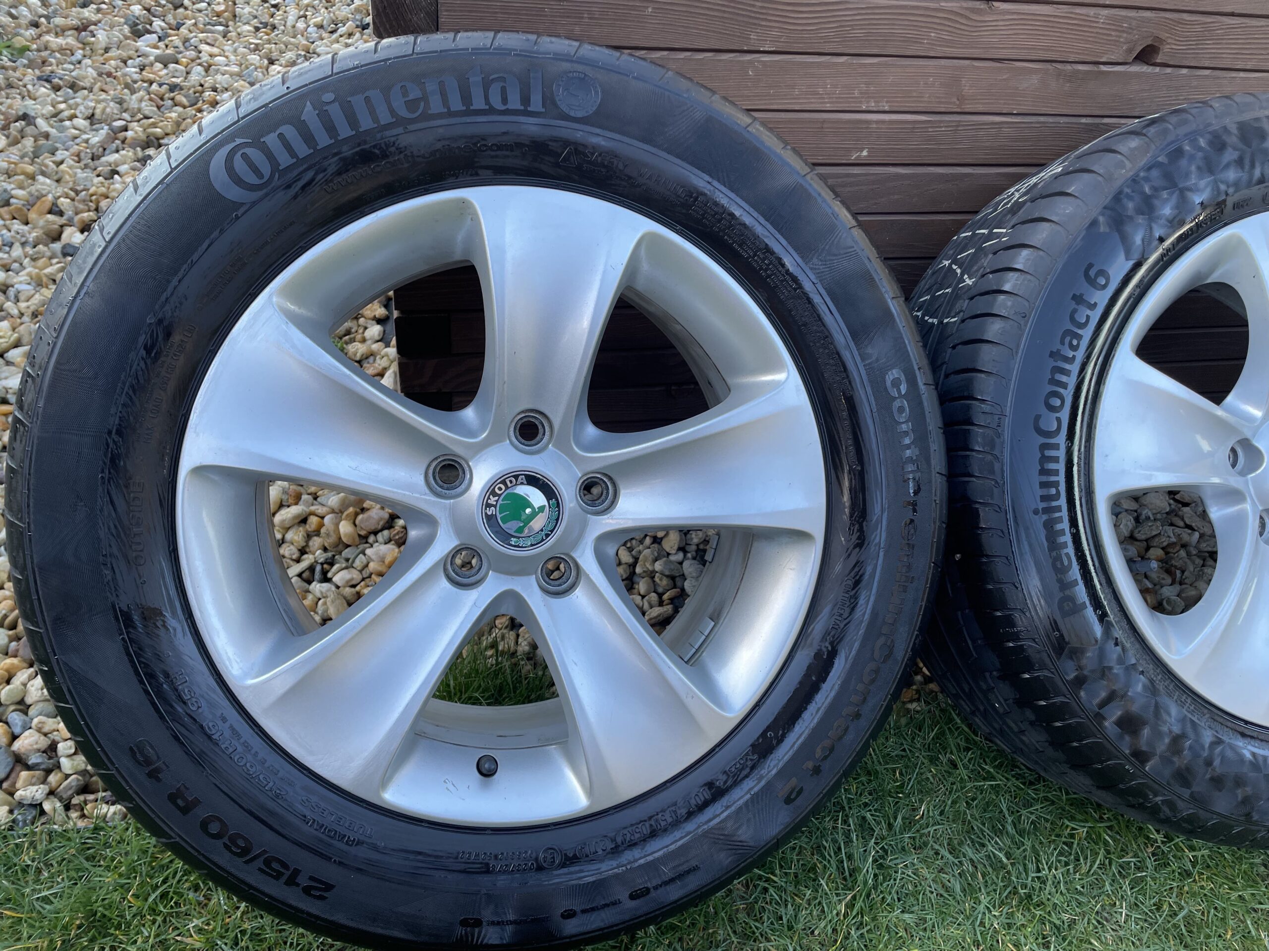 MOON Silber  Orig.skoda Alu Disky 5×112 ET45 215 60 16 Letné