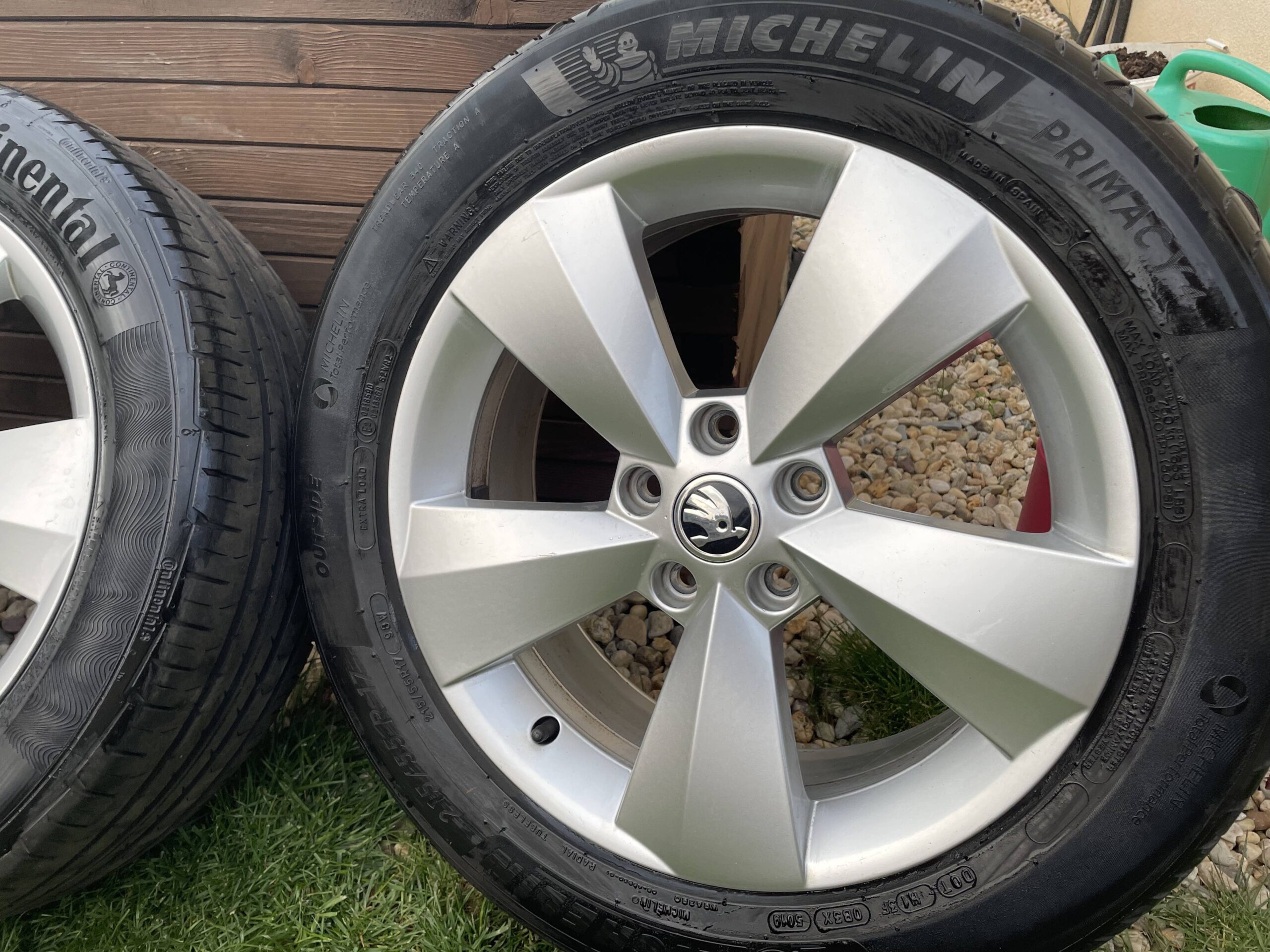 ACCESSORIES  originá škoda alu disky z Octvia IV 215 55 R17