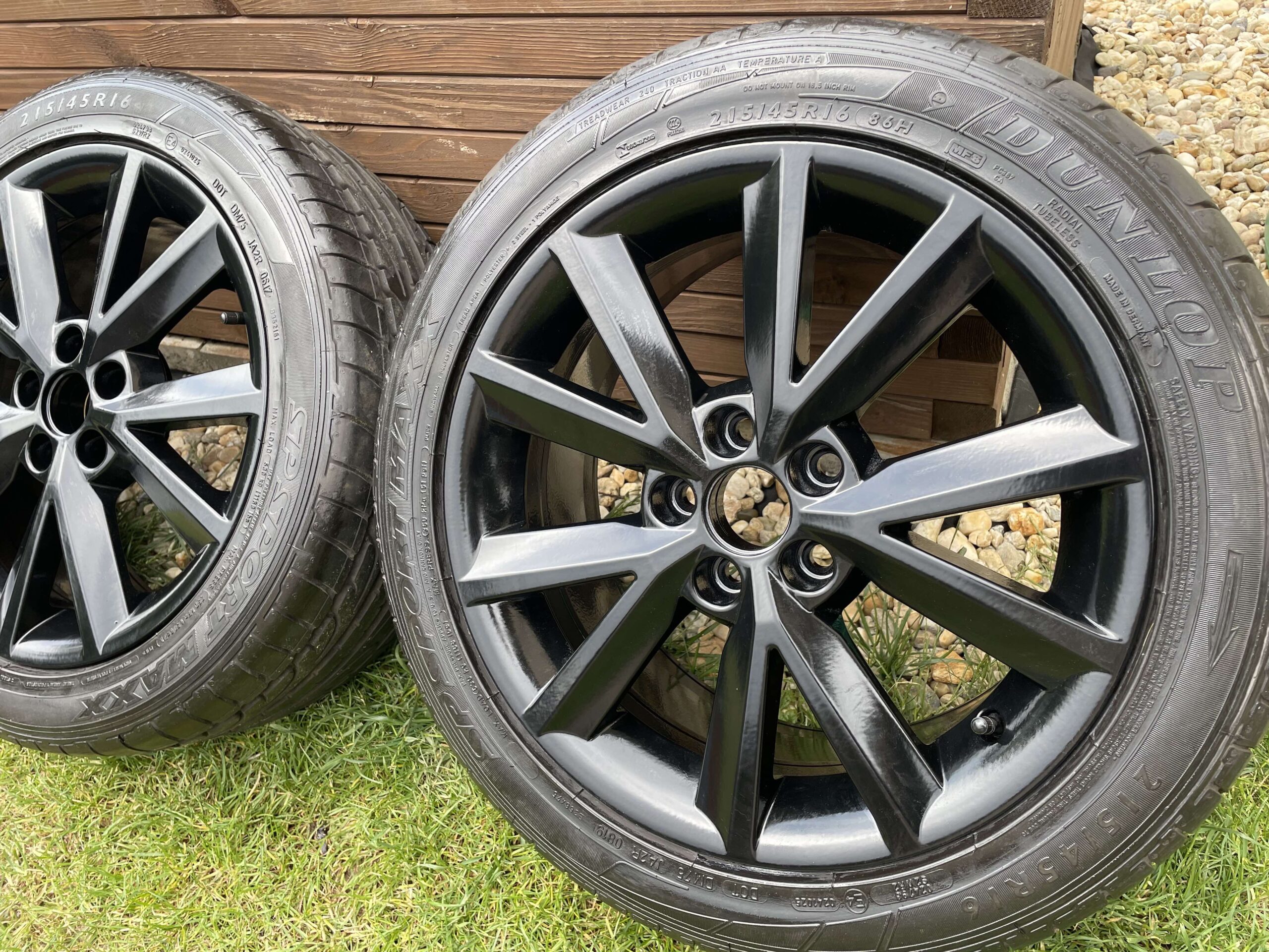 Skoda FABIA  disky silber 7jxR16 ET46 215 45 R16 letné