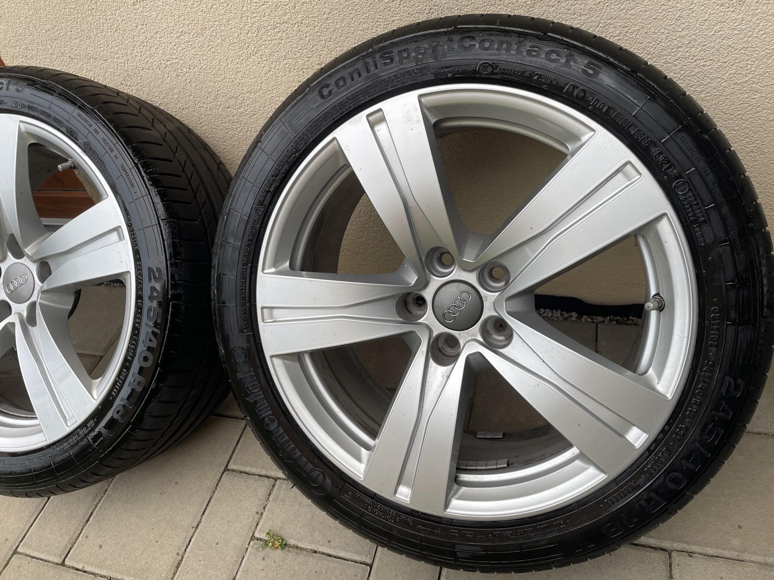 Orig. alu disky. AUDI A4 A5  5×112 8J x18 ET 25  245 40 R18 Letné